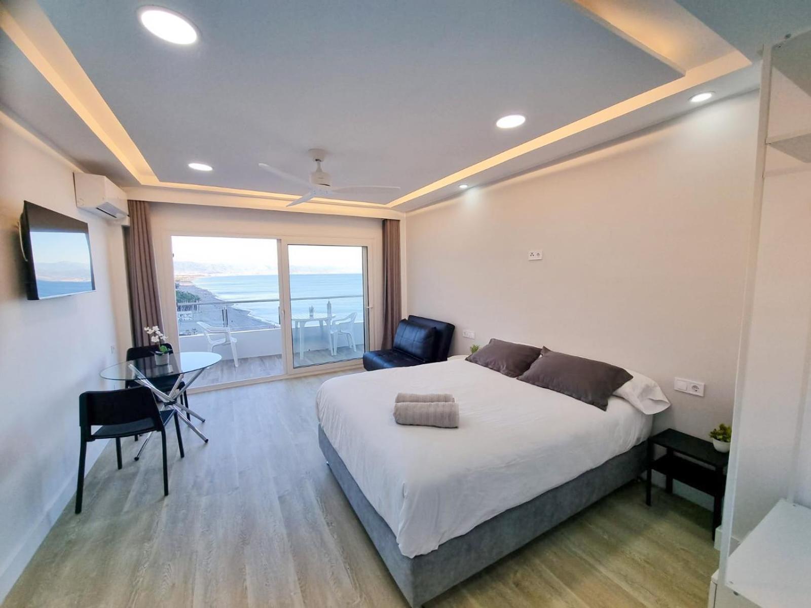 Апартаменты Spectacular Sea Views Торремолинос Экстерьер фото